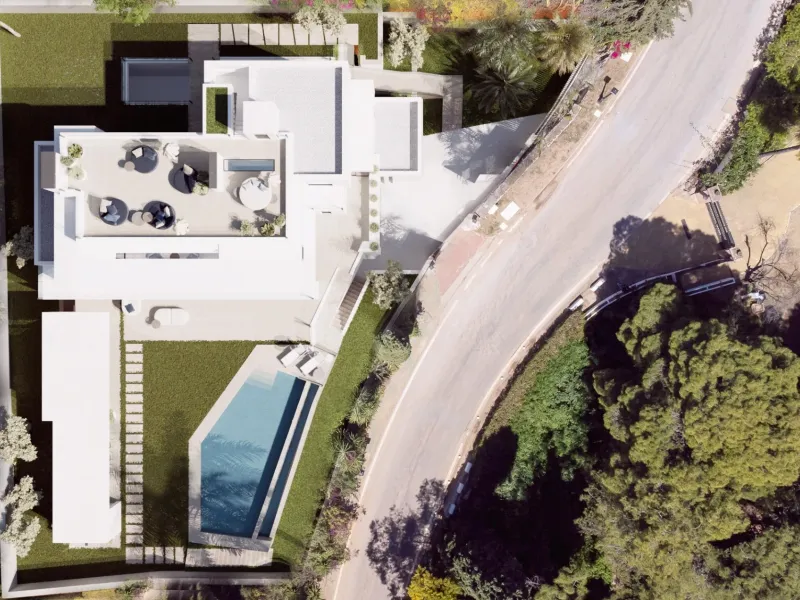 Contemporary Villa with Sea and Mountain Views in Cascada de Camoján, Marbella