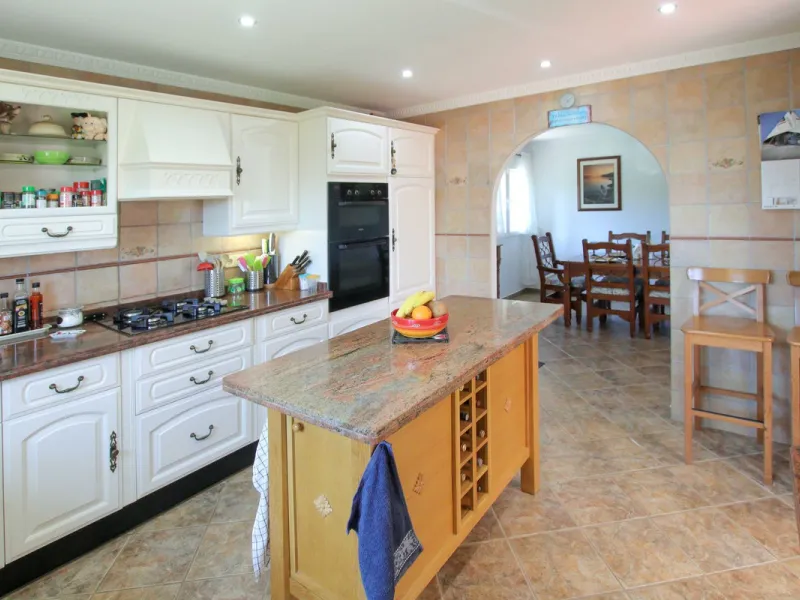 Wunderschöne freistehende Villa in Estepona