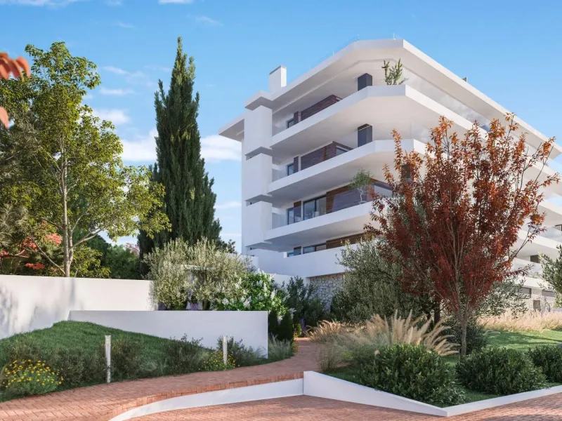 Exclusivity and Innovation: New Construction in Reserva del Higuerón, Costa del Sol& & Architectural Design That Maximizes Sea Views& This exclusive new development in the prestigious Reserva del Higuerón, Costa del Sol, stands out for its innova