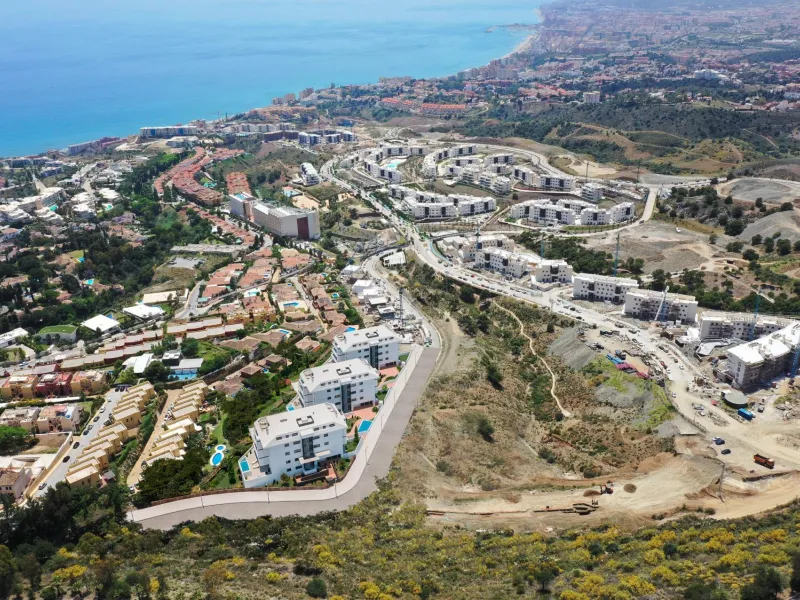 Exclusivity and Innovation: New Construction in Reserva del Higuerón, Costa del Sol& & Architectural Design That Maximizes Sea Views& This exclusive new development in the prestigious Reserva del Higuerón, Costa del Sol, stands out for its innova