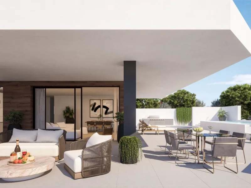 Exclusivity and Innovation: New Construction in Reserva del Higuerón, Costa del Sol& & Architectural Design That Maximizes Sea Views& This exclusive new development in the prestigious Reserva del Higuerón, Costa del Sol, stands out for its innova