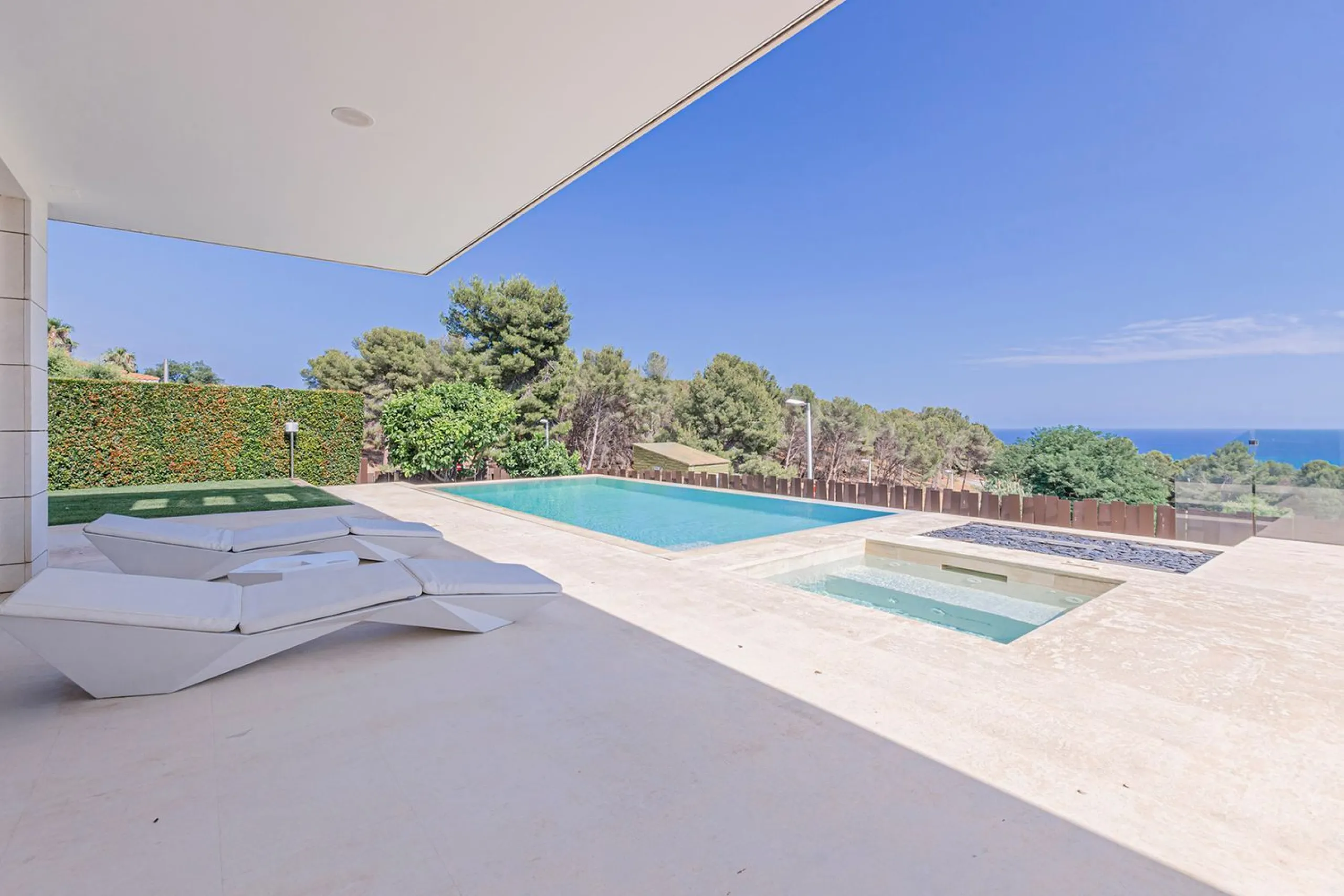 Modern Luxury Villa with Sea and Barcelona Views in Teia, Maresme