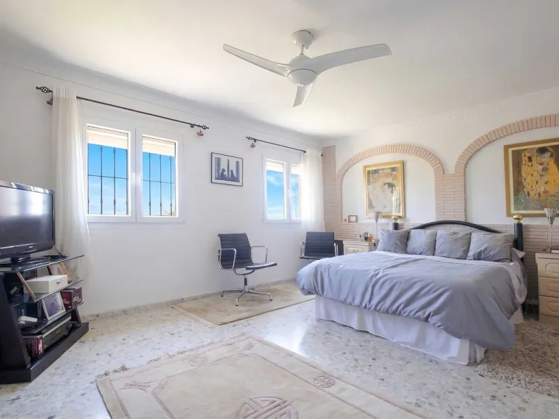 Wunderschöne freistehende Villa in Estepona