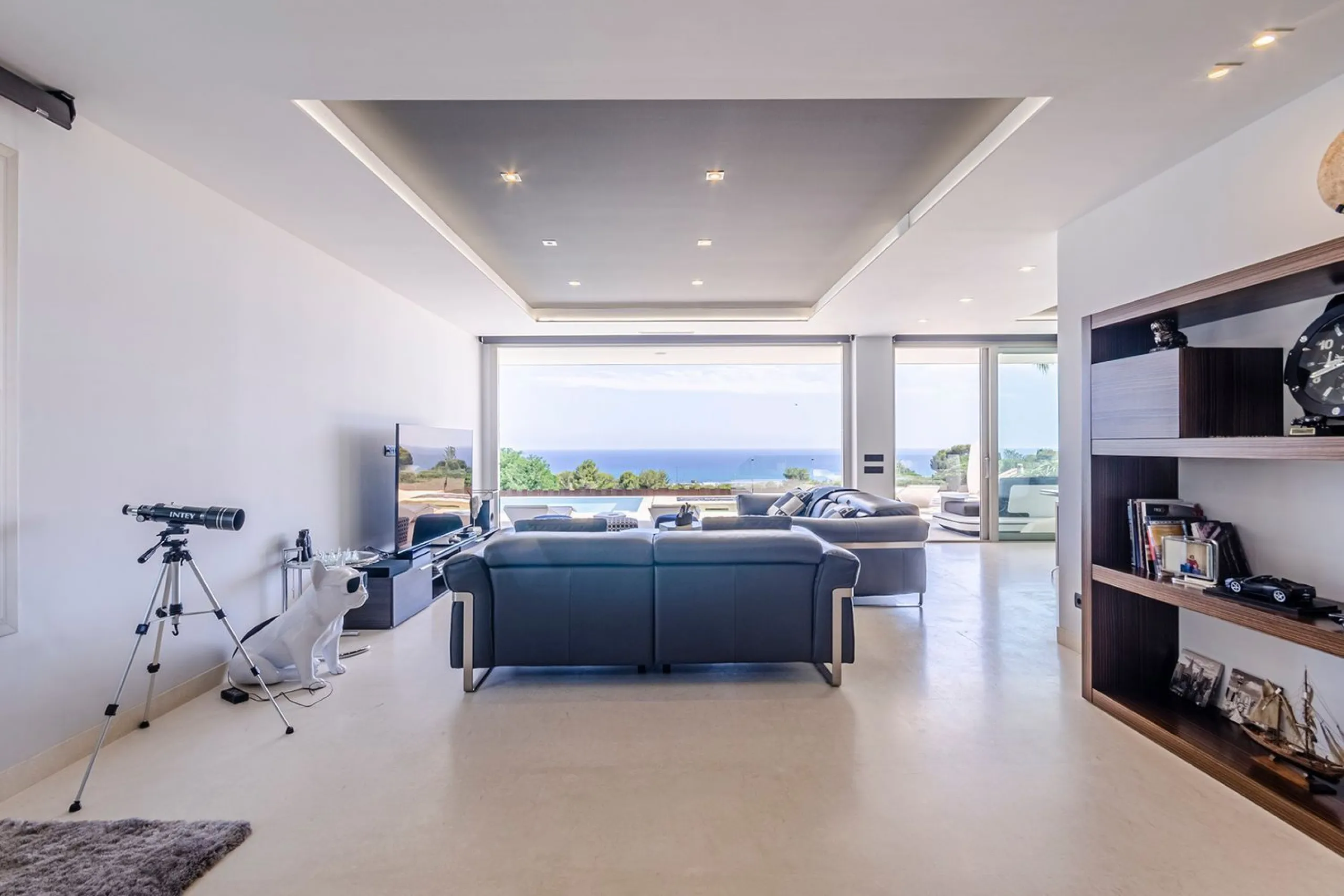 Modern Luxury Villa with Sea and Barcelona Views in Teia, Maresme