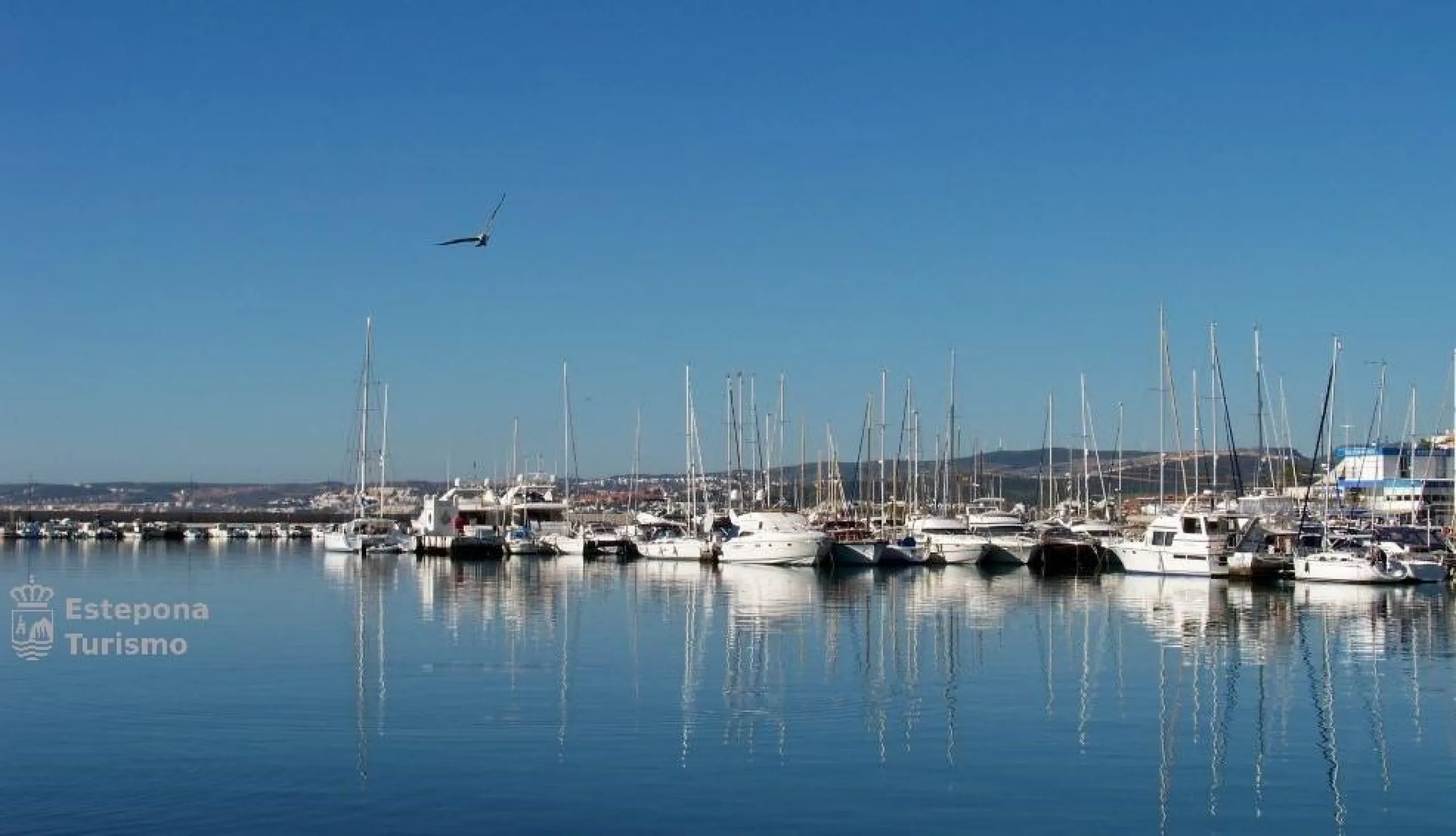 New Build Apartments in Estepona: Luxury and Comfort on the Costa del Sol& & Exclusive homes just a few metres from the sea& Discover this exclusive residential complex in the heart of Estepona, a unique opportunity to enjoy the vibrant coastal l