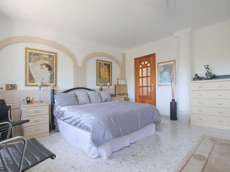 Wunderschöne freistehende Villa in Estepona