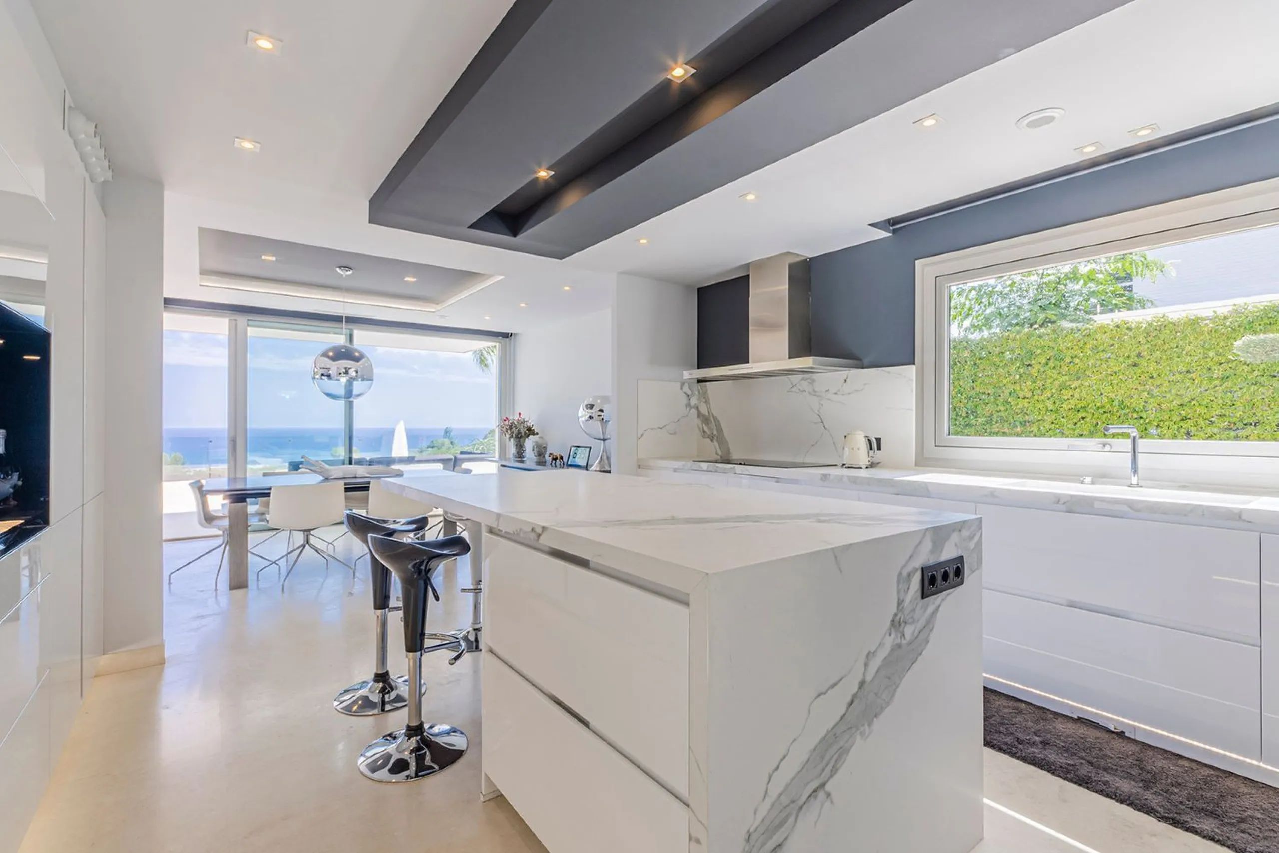 Modern Luxury Villa with Sea and Barcelona Views in Teia, Maresme