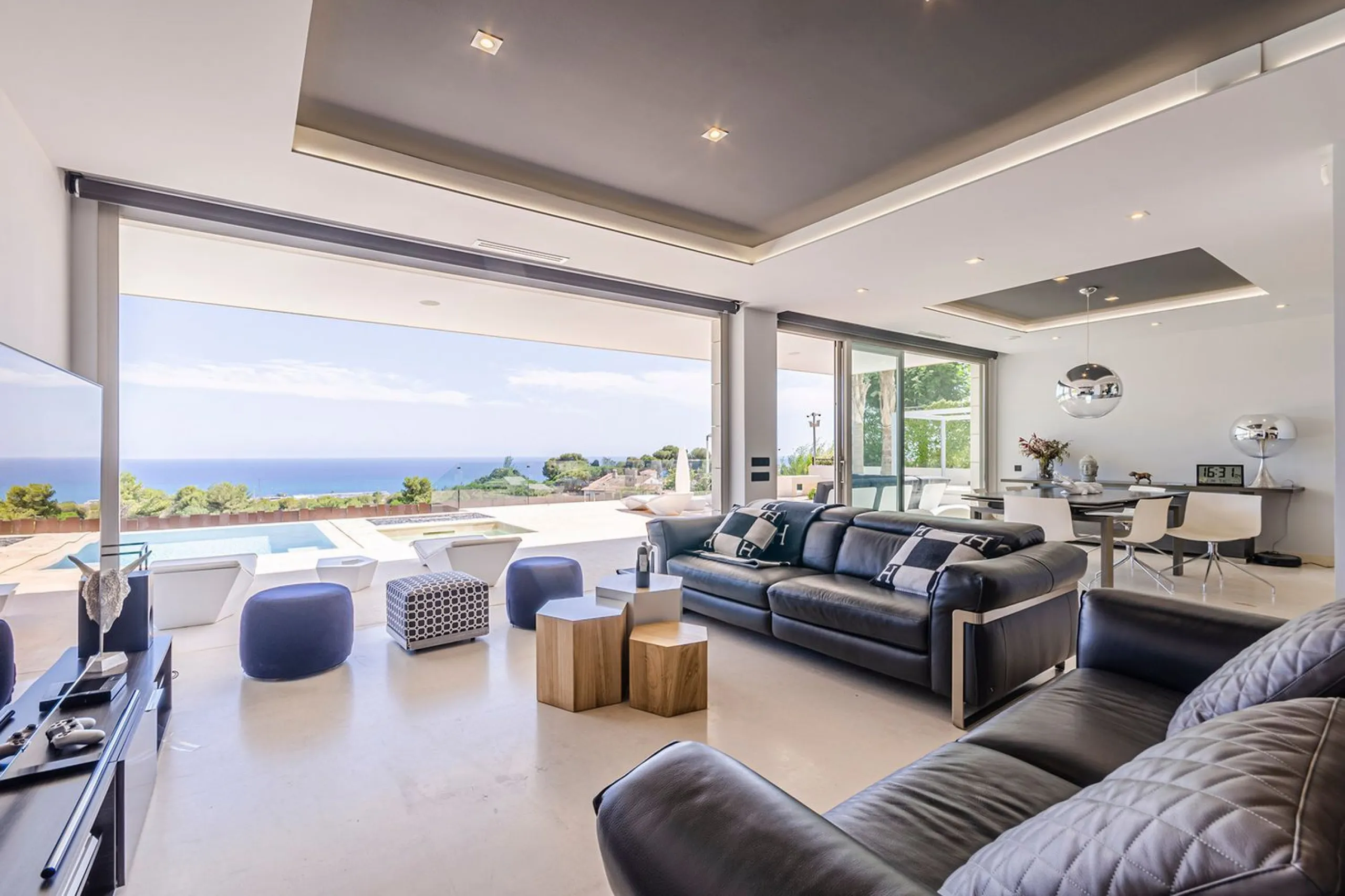 Modern Luxury Villa with Sea and Barcelona Views in Teia, Maresme