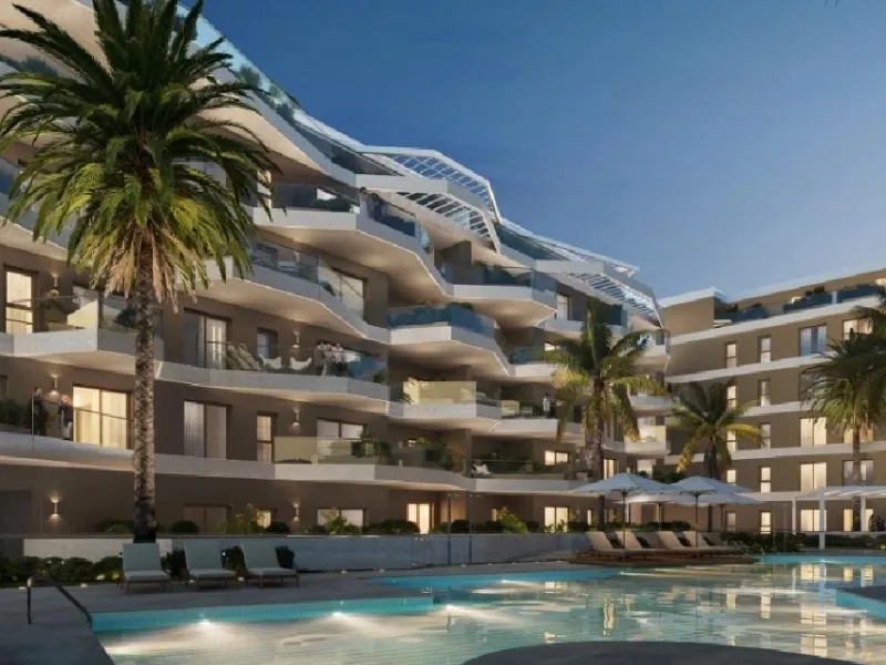 Exclusive Residencial in Las Lagunas de Mijas - Luxury and Comfort on the Costa del Sol& & A New Development in a Strategic Location& Located in Las Lagunas de Mijas, this exclusive residential complex redefines the concept of home, offering an e