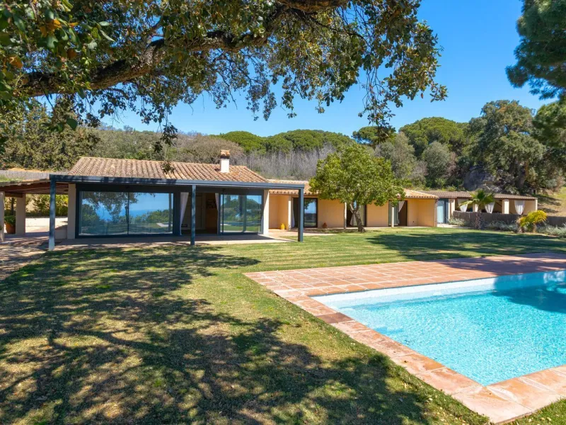 Mediterranean-style villa with sea views in Sant Andreu de Llavaneres, Barcelona