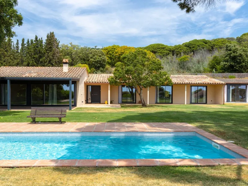 Mediterranean-style villa with sea views in Sant Andreu de Llavaneres, Barcelona