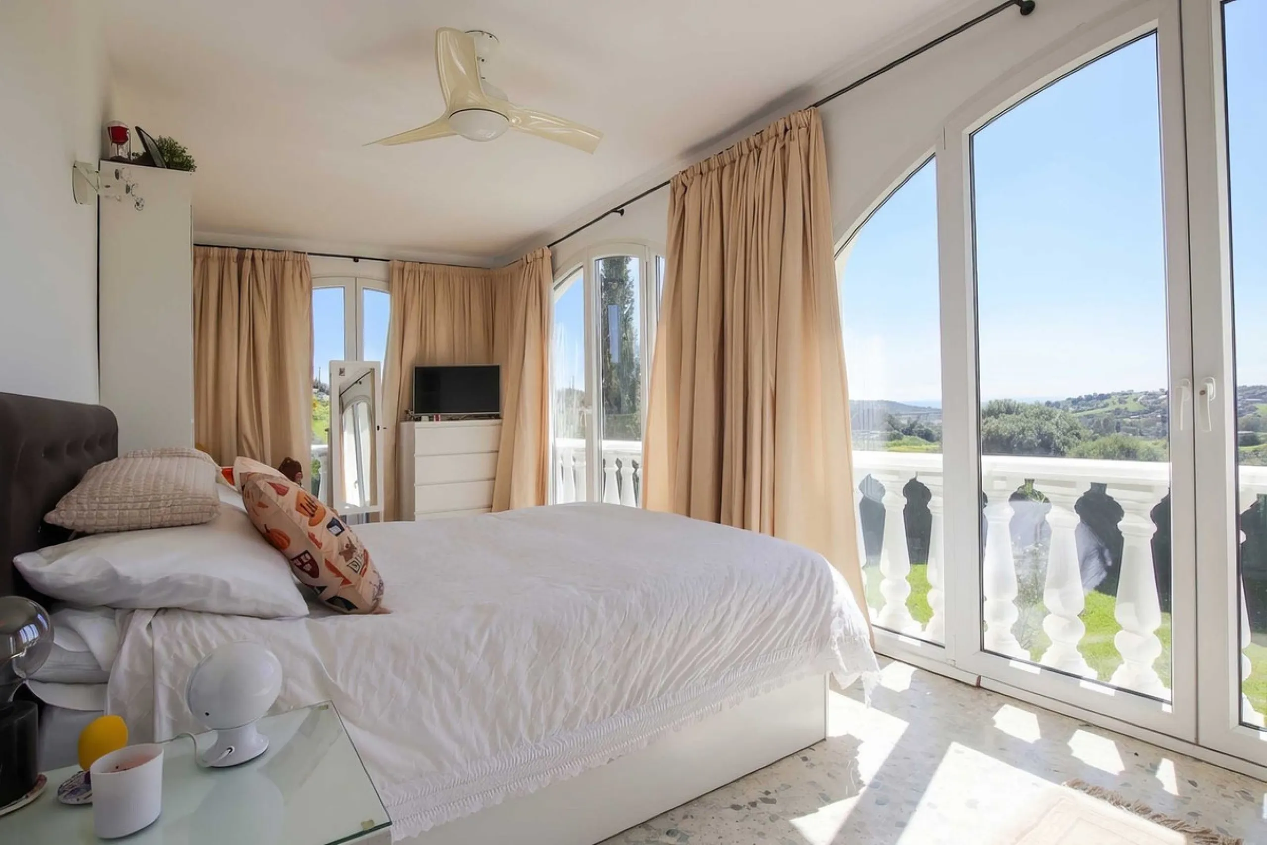 Wunderschöne freistehende Villa in Estepona