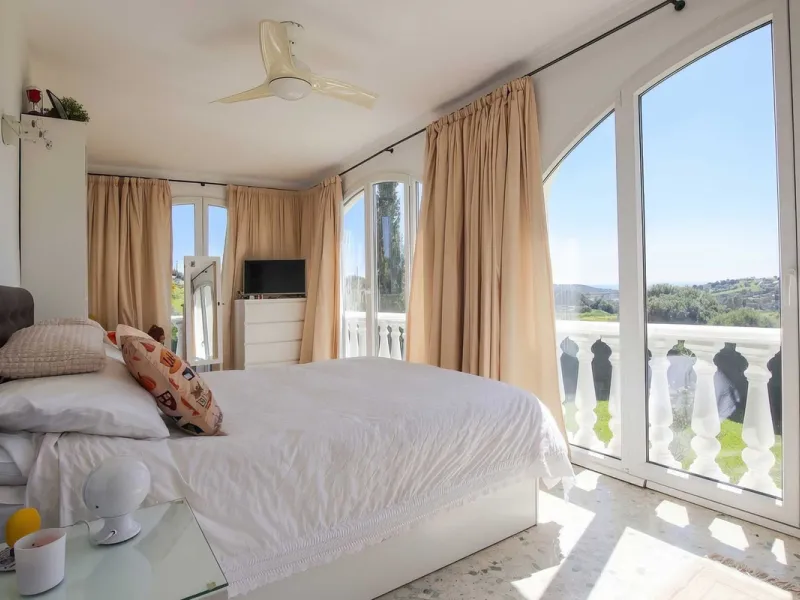 Wunderschöne freistehende Villa in Estepona