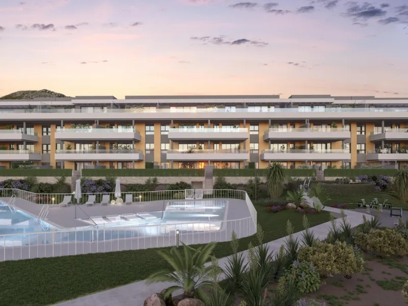 PRIVILEGED ENCLAVE WITH EXCELLENT VIEWS& & Residential complex made up of 37 homes with 2, 3 and 4 bedrooms, and 2 semi-detached houses, where you can enjoy the privacy and tranquillity of your own home, with spacious terraces designed to experience