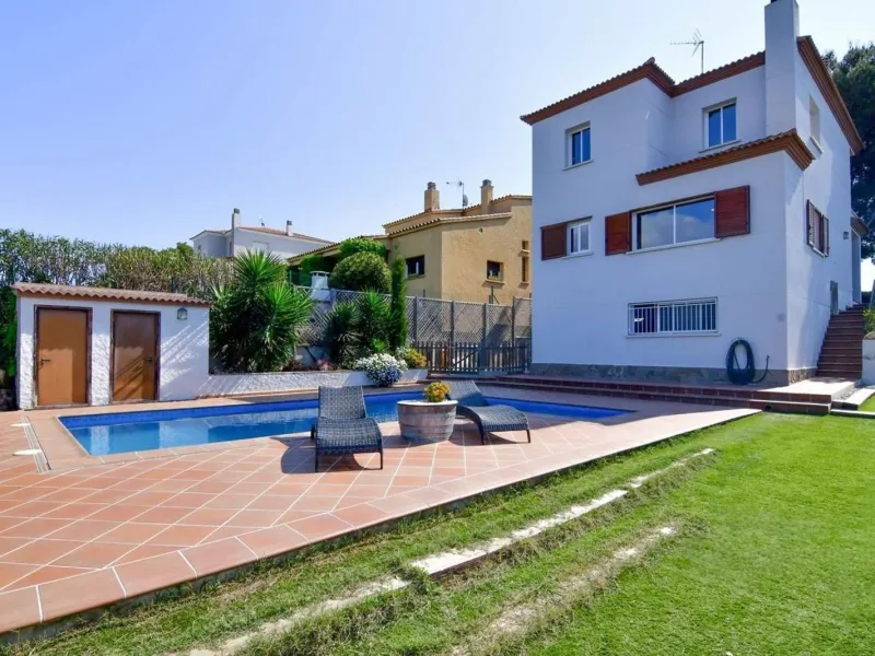 Casa con piscina privada y vistas en Els Masos, Coma-ruga