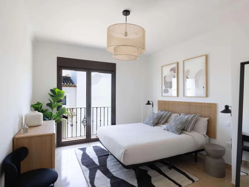 Modern Mediterranean Homes with Sea and Golf Views in Estepona, Costa del Sol& & Exclusive New Development in a Prime Location& Discover an exceptional opportunity to live in the heart of the Costa del Sol, in one of the most promising residentia