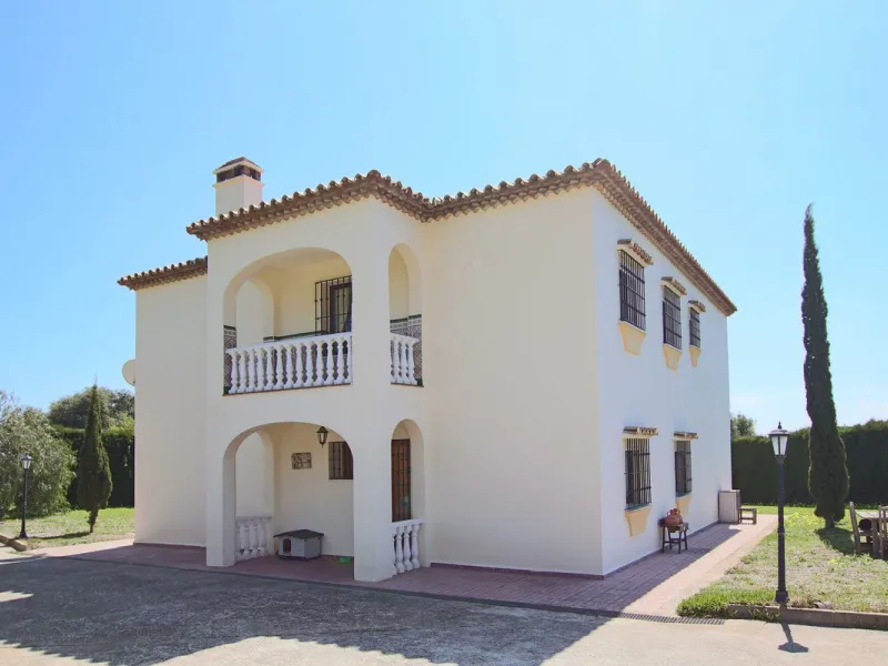 Wunderschöne freistehende Villa in Estepona