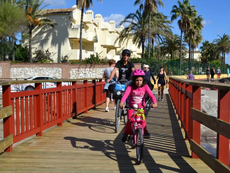 Luxury New Build Apartments with Sea Views in Las Lagunas de Mijas& & Exclusive Residential Development on the Costa del Sol& Located in the final phase of a prestigious complex in Las Lagunas de Mijas, this new development offers 28 high-end apa