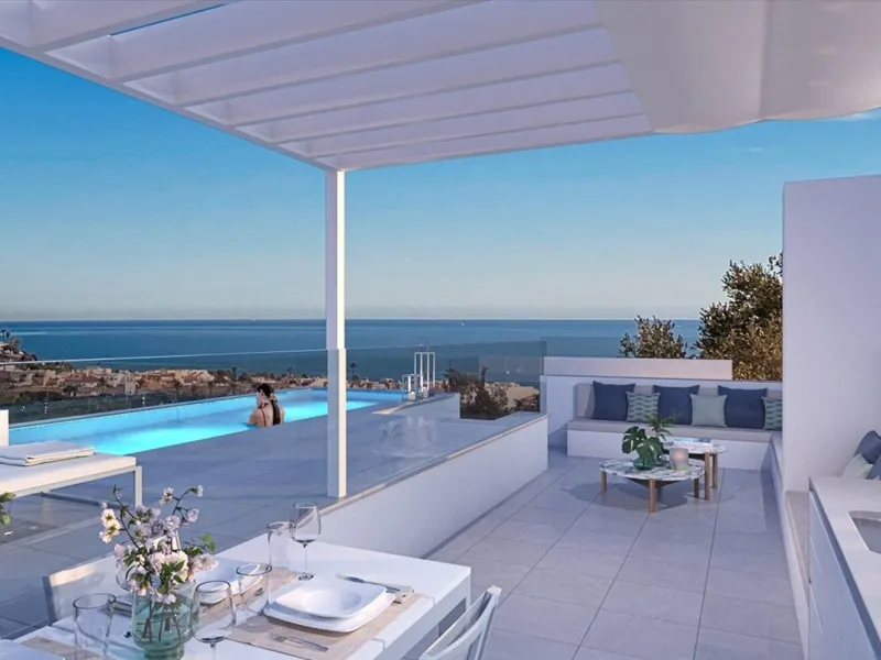 Luxury New Build Apartments with Sea Views in Las Lagunas de Mijas& & Exclusive Residential Development on the Costa del Sol& Located in the final phase of a prestigious complex in Las Lagunas de Mijas, this new development offers 28 high-end apa