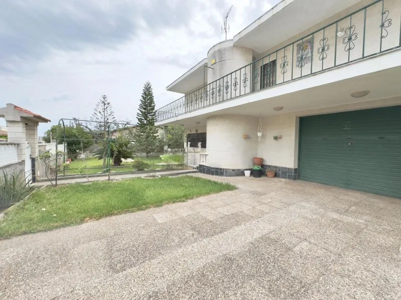 Bright house with pool in Els Masos, El Vendrell