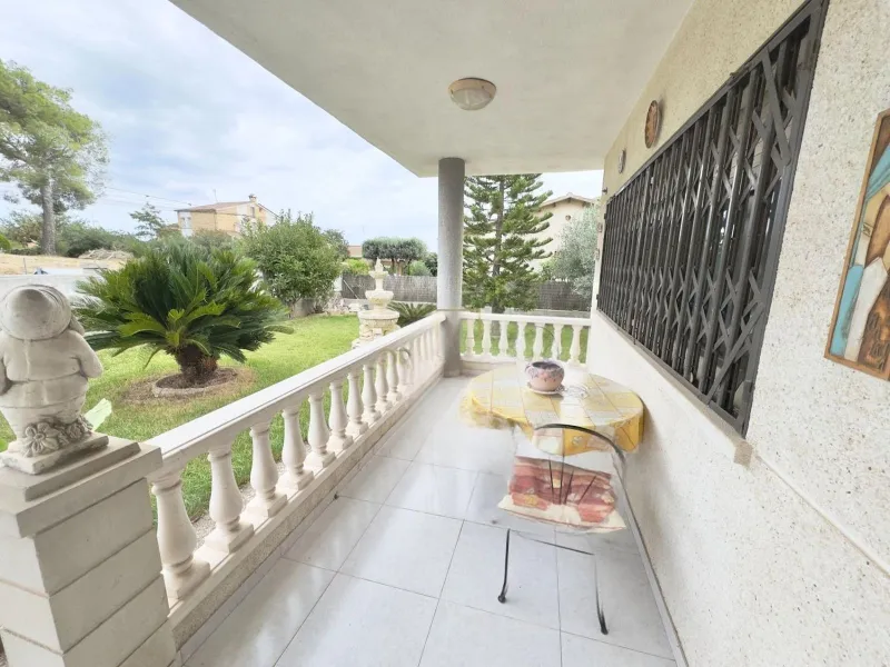 Bright house with pool in Els Masos, El Vendrell