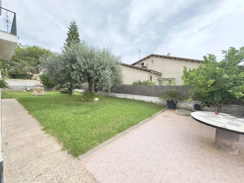 Bright house with pool in Els Masos, El Vendrell