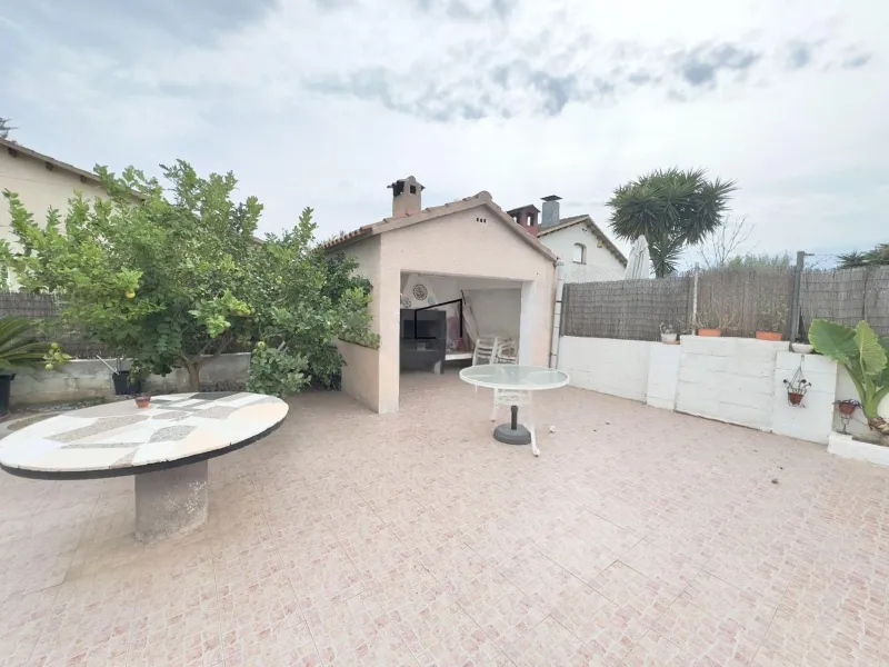 Bright house with pool in Els Masos, El Vendrell