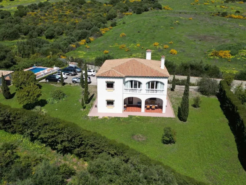 Wunderschöne freistehende Villa in Estepona