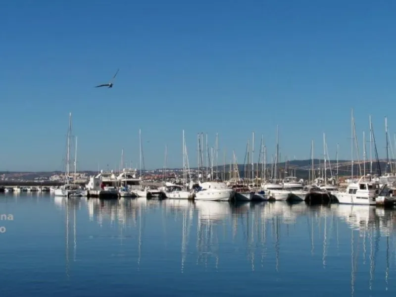 New Build Apartments in Estepona: Luxury and Comfort on the Costa del Sol& & Exclusive homes just a few metres from the sea& Discover this exclusive residential complex in the heart of Estepona, a unique opportunity to enjoy the vibrant coastal l