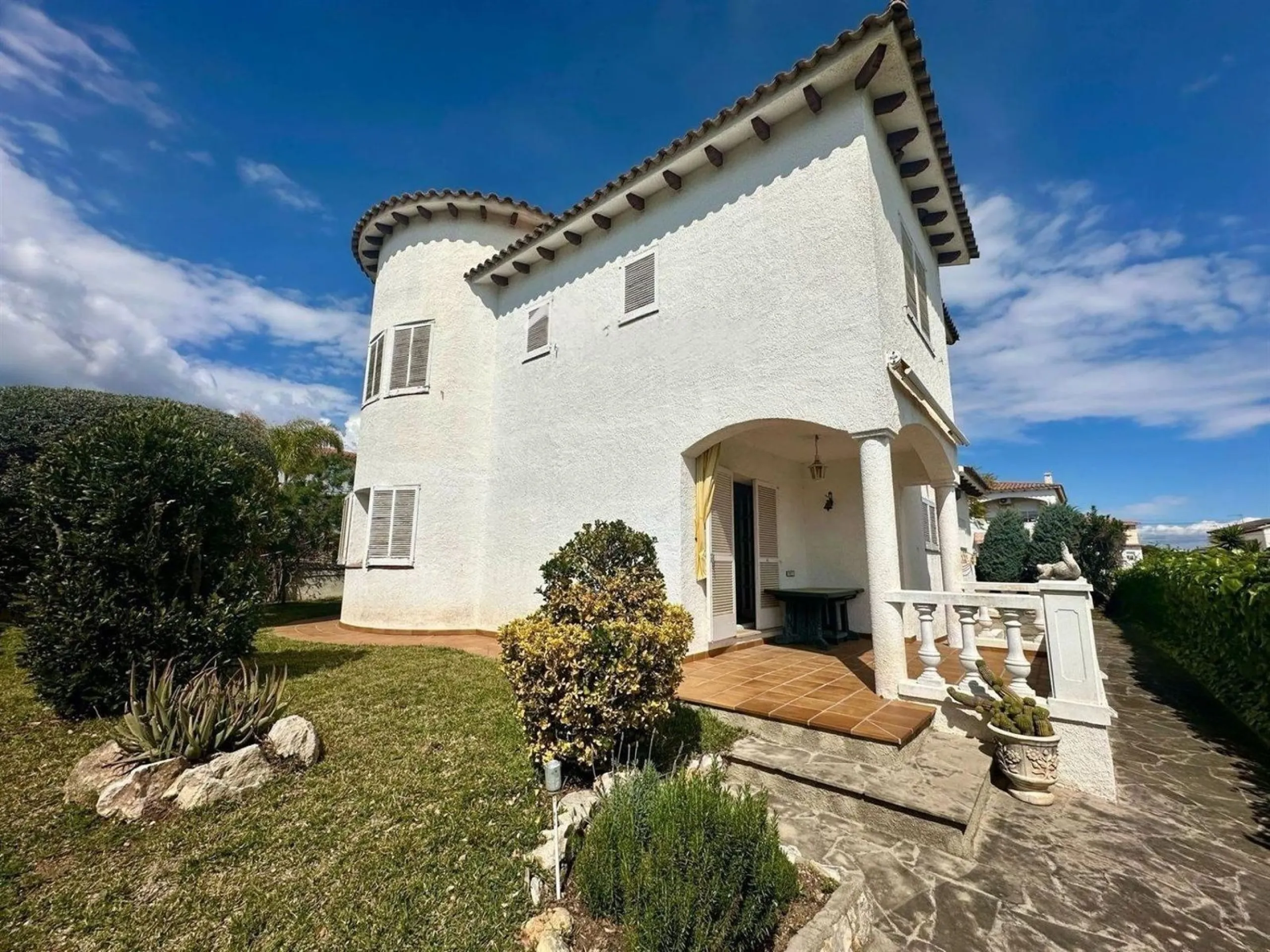 Bright and peaceful villa in Els Massos de Coma-ruga