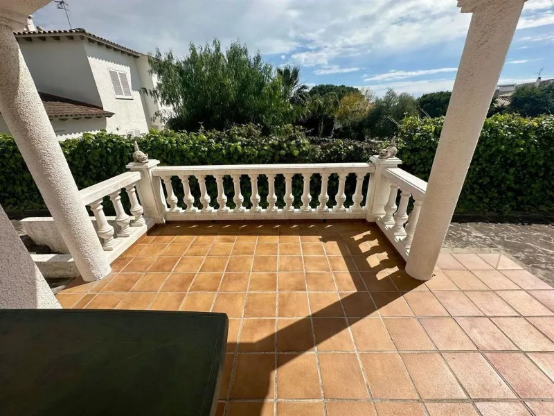 Bright and peaceful villa in Els Massos de Coma-ruga