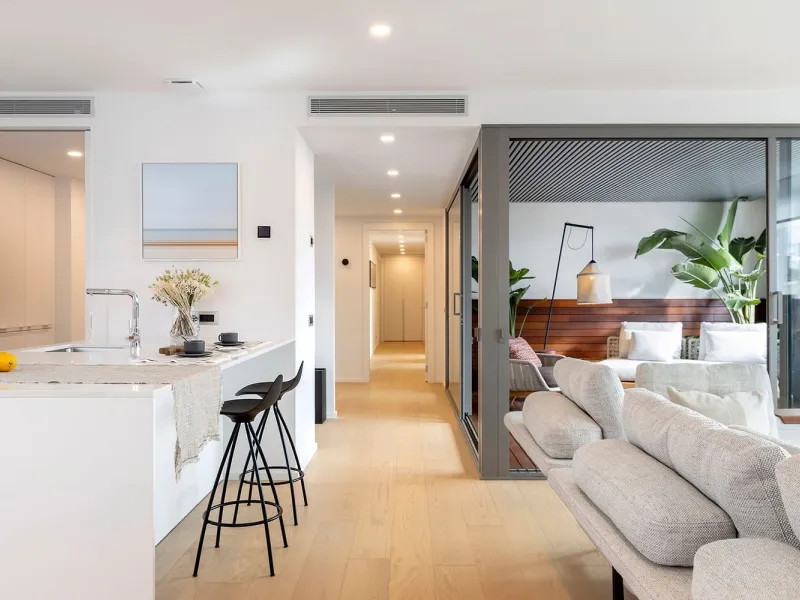 Elegant Designer Apartment with Terrace Next to Rambla Catalunya, Barcelona