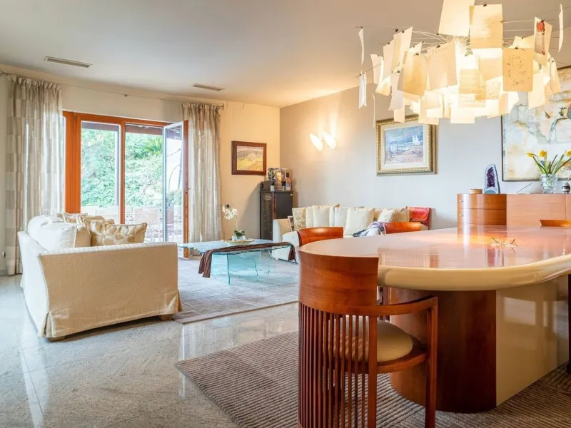 Exclusive Villa with Private Pool in Esplugues de Llobregat, Barcelona