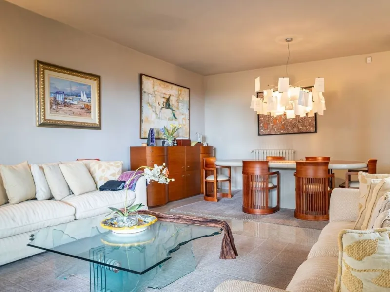 Exclusive Villa with Private Pool in Esplugues de Llobregat, Barcelona