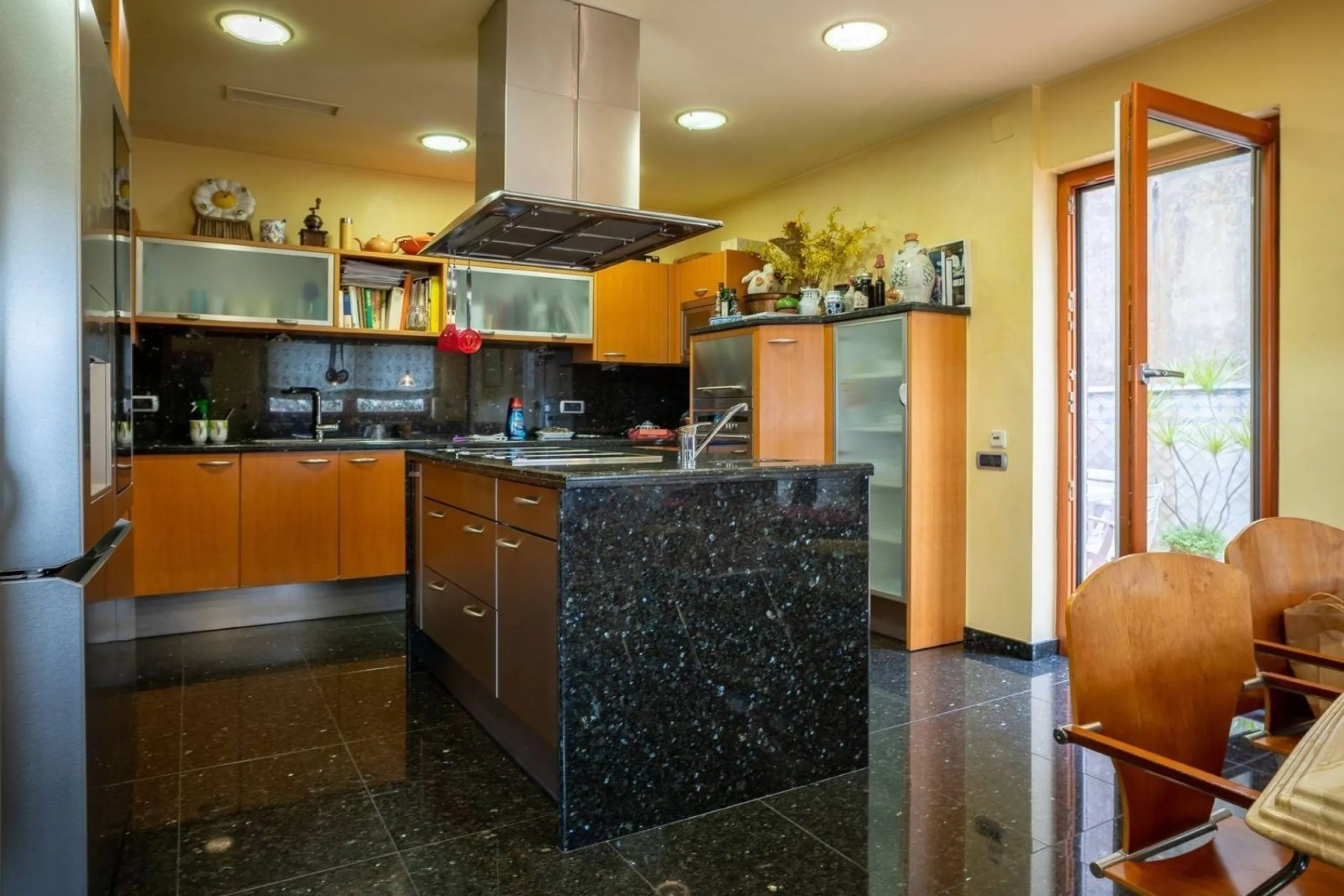 Exclusive Villa with Private Pool in Esplugues de Llobregat, Barcelona