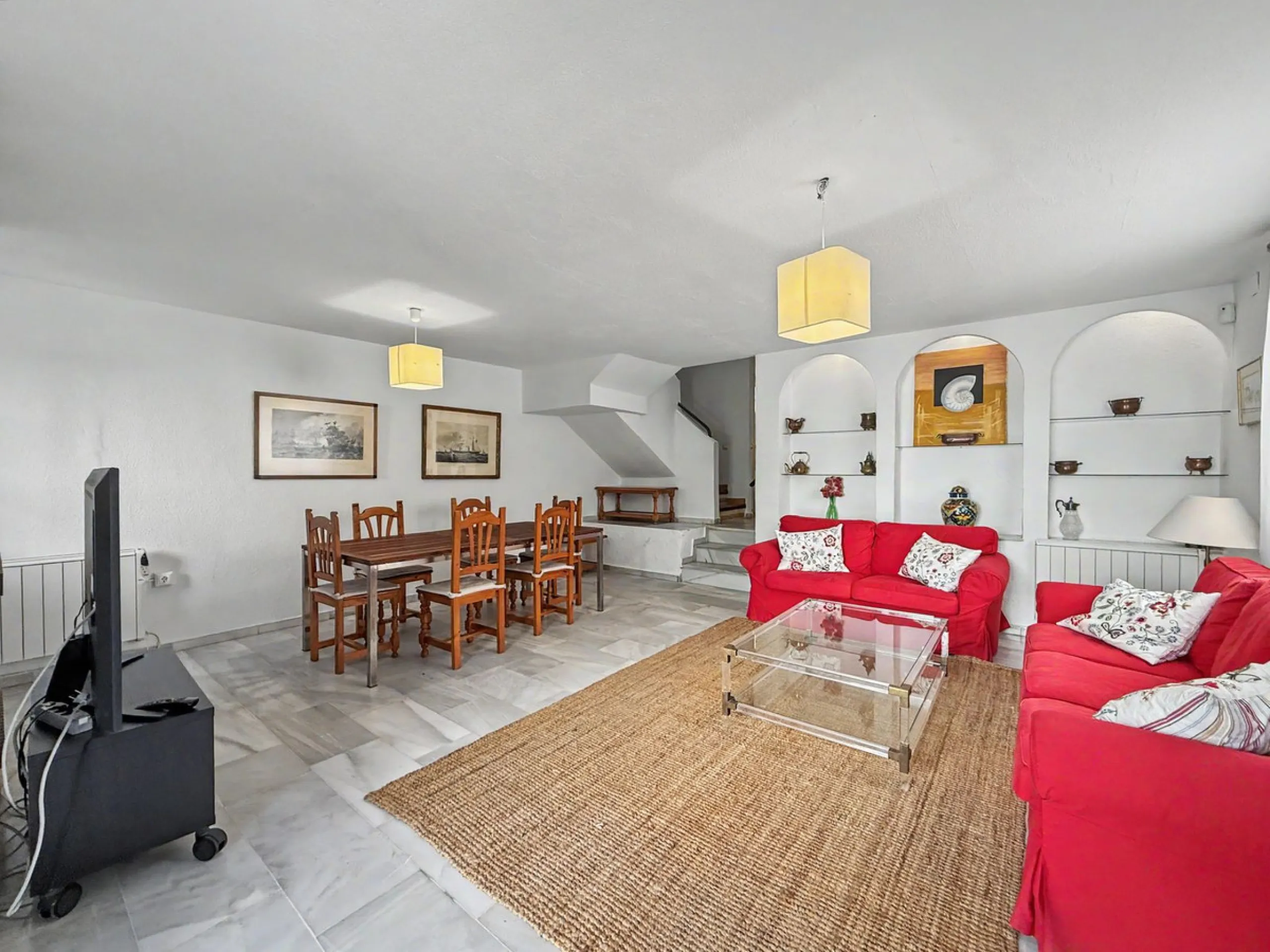 Strandnahes Reihenhaus in Casares Costa | Tourismuslizenz inklusive