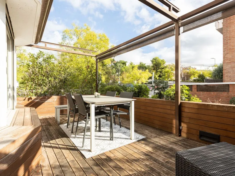 Family Home with 4 Bedrooms in Esplugues de Llobregat, Barcelona