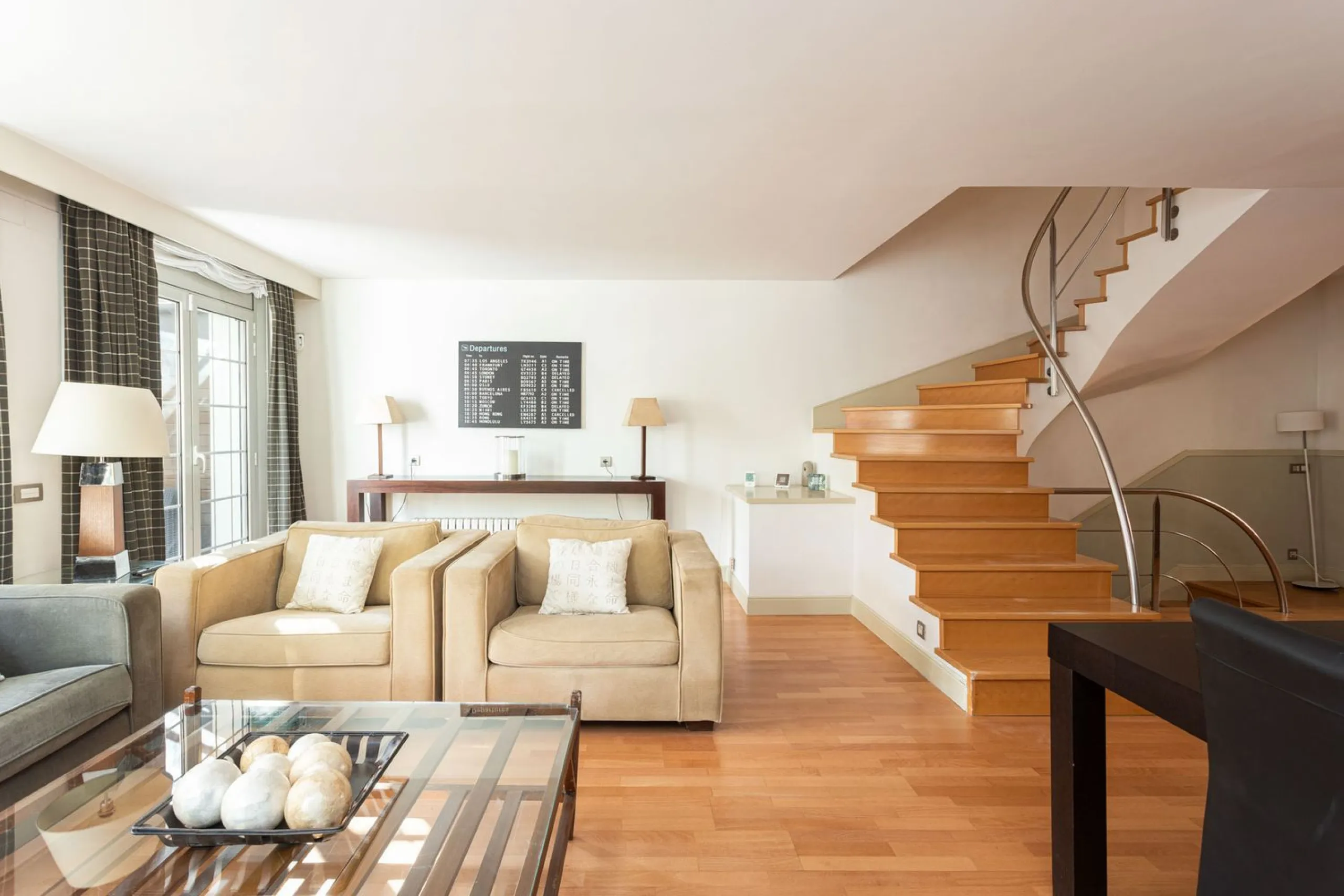 Family Home with 4 Bedrooms in Esplugues de Llobregat, Barcelona