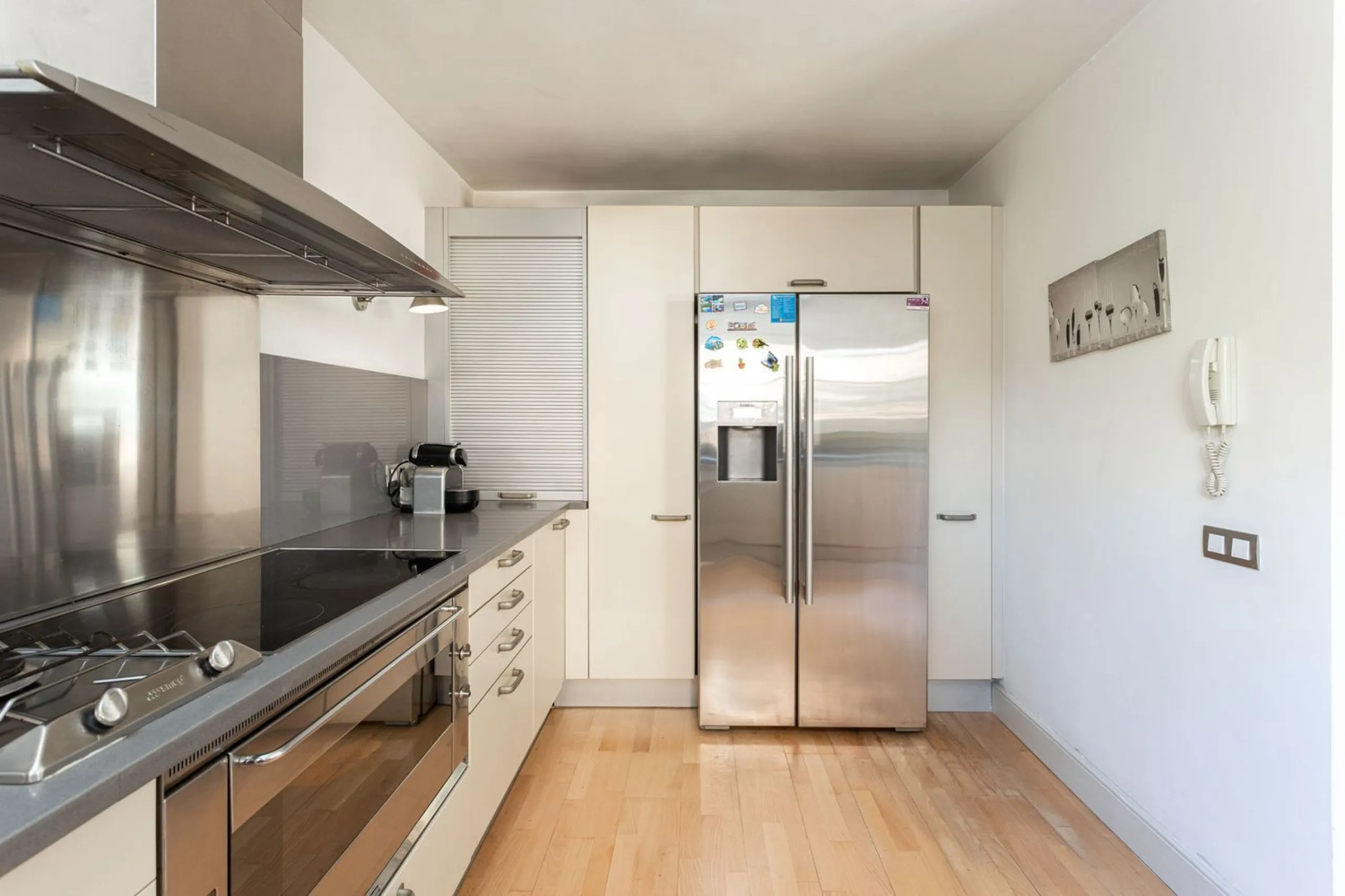 Family Home with 4 Bedrooms in Esplugues de Llobregat, Barcelona
