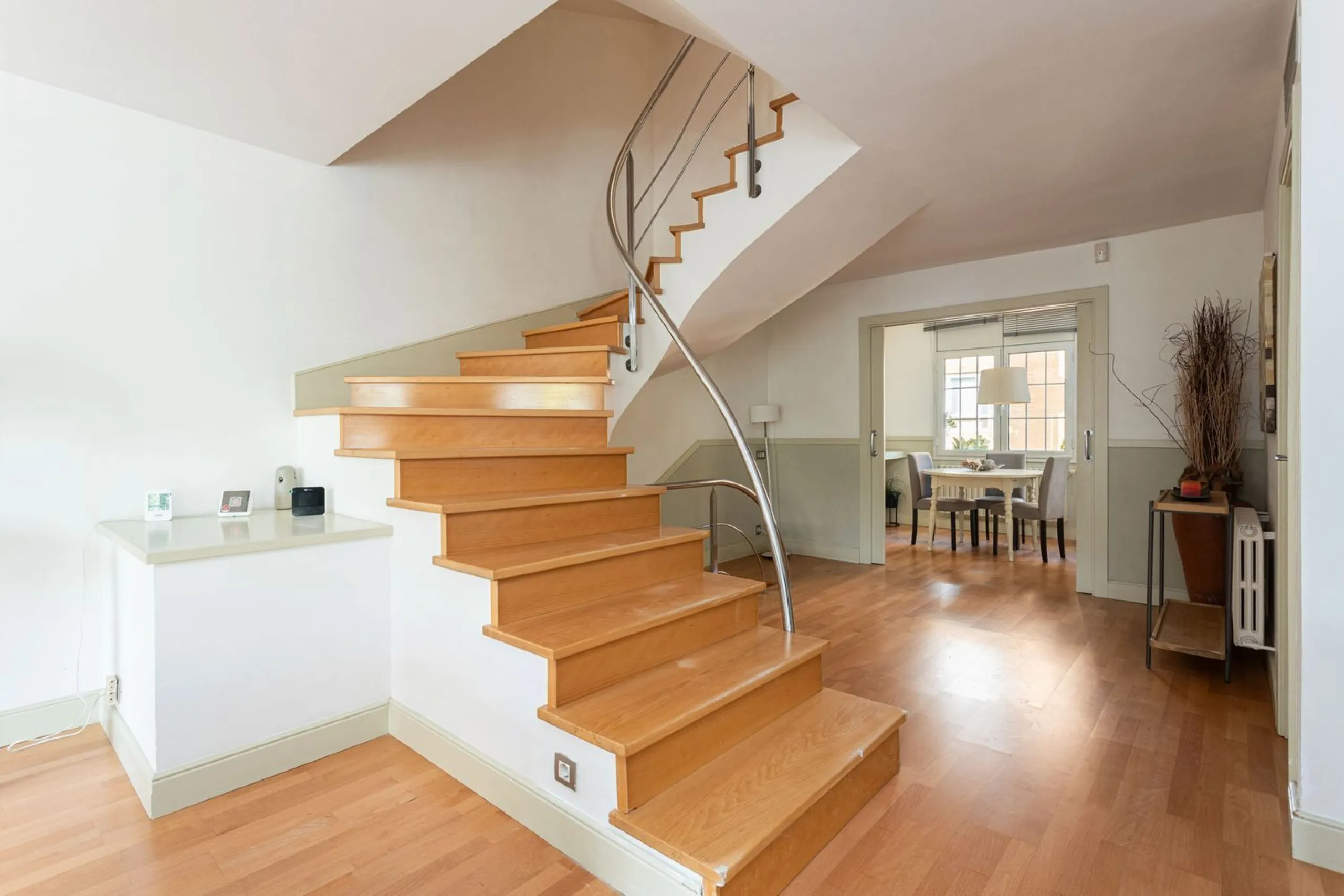 Family Home with 4 Bedrooms in Esplugues de Llobregat, Barcelona