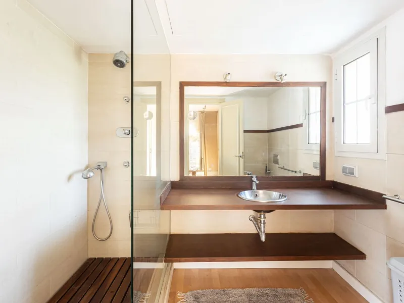 Family Home with 4 Bedrooms in Esplugues de Llobregat, Barcelona