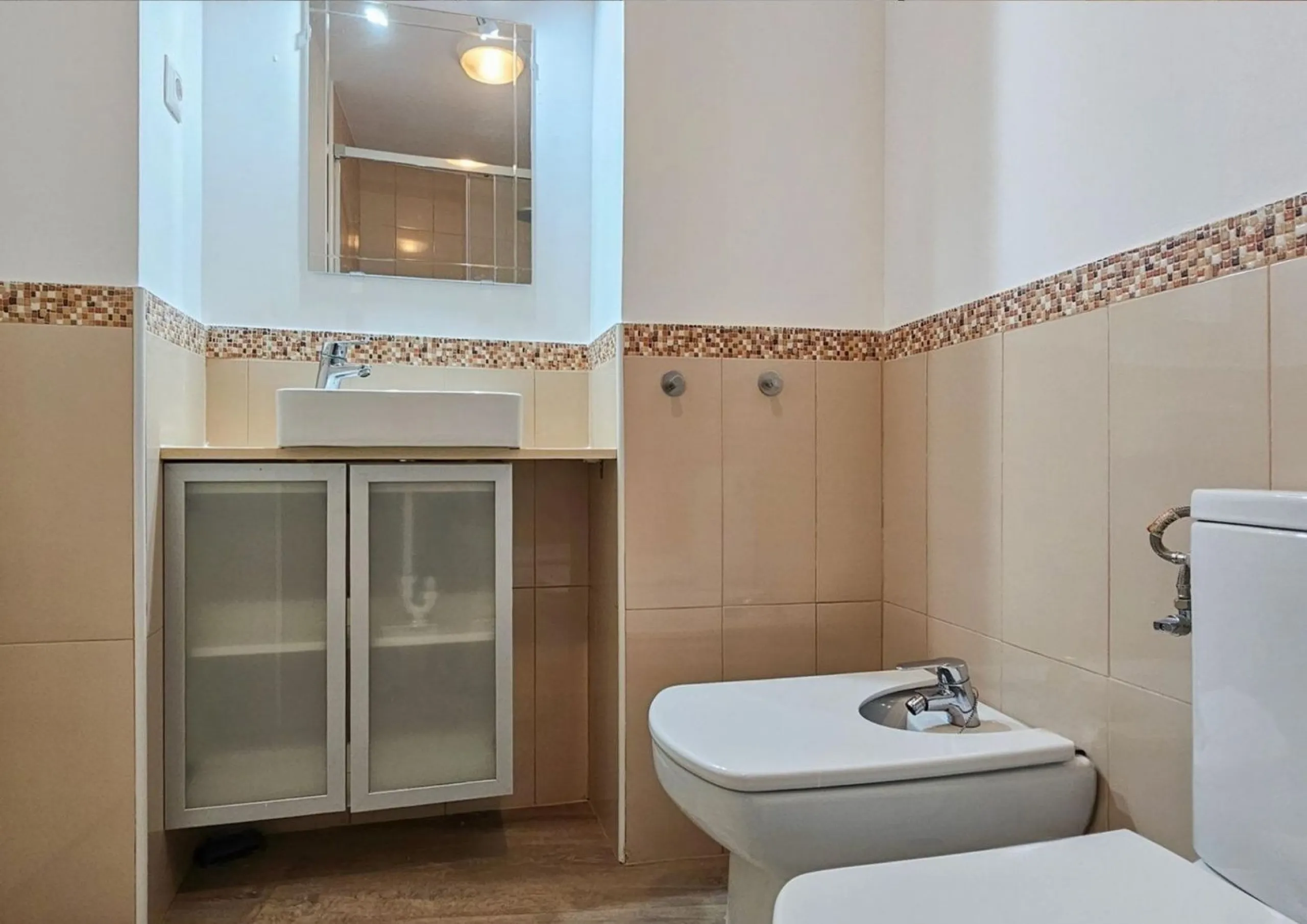 Modern House with Private Garden in Esplugues de Llobregat, Barcelona