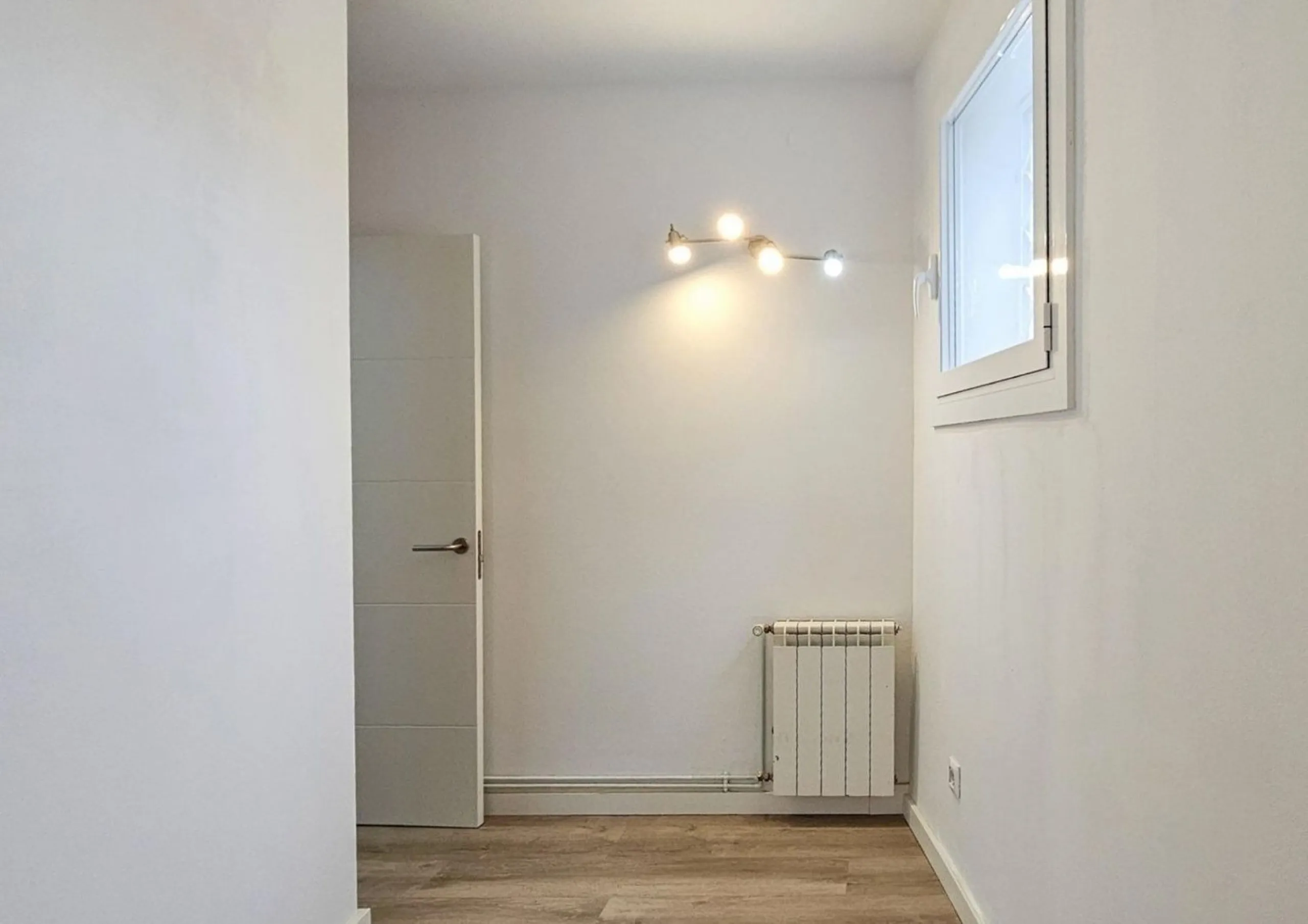 Modern House with Private Garden in Esplugues de Llobregat, Barcelona