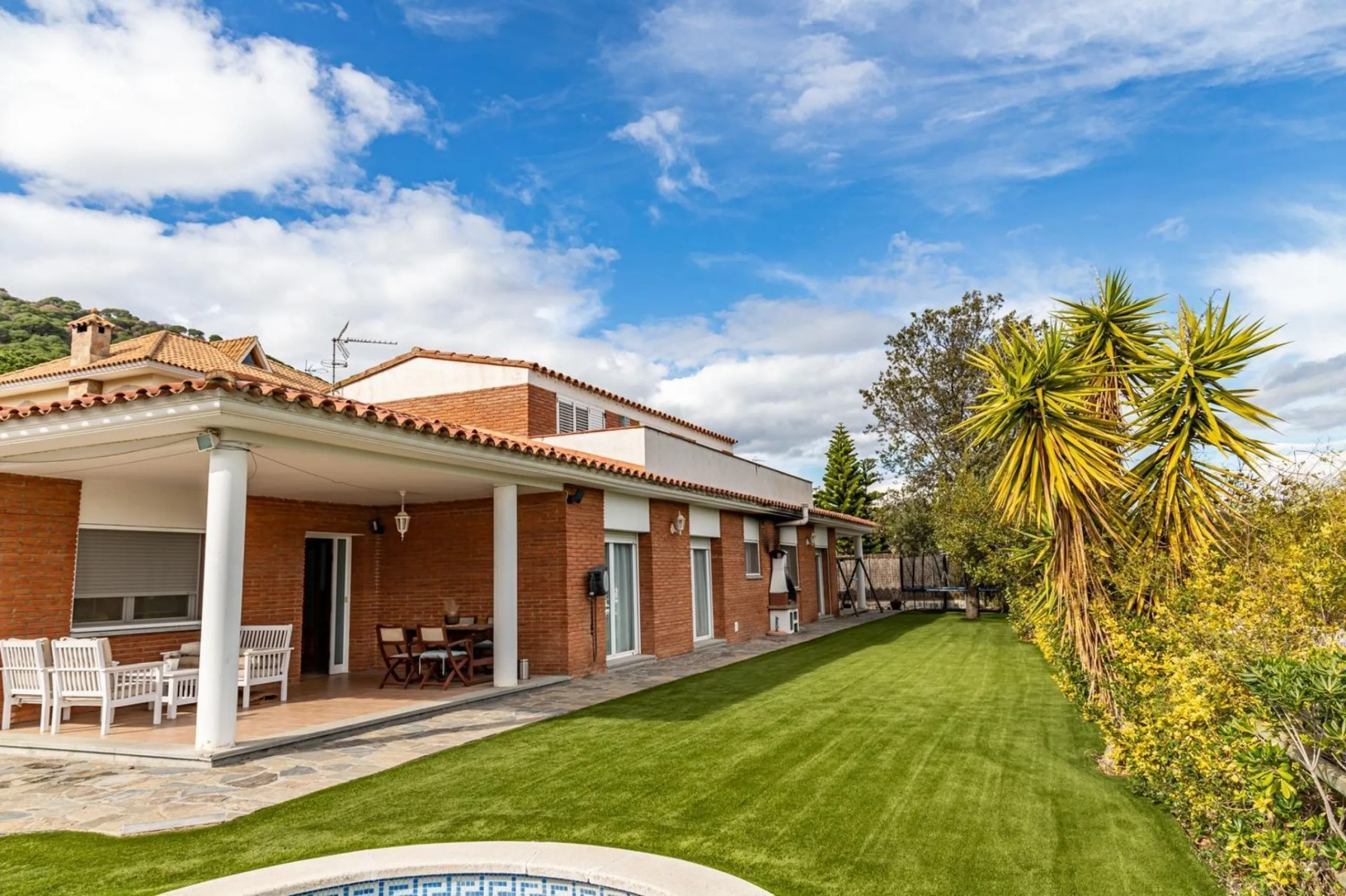 Detached Villa with Sea Views in Argentona, Barcelona