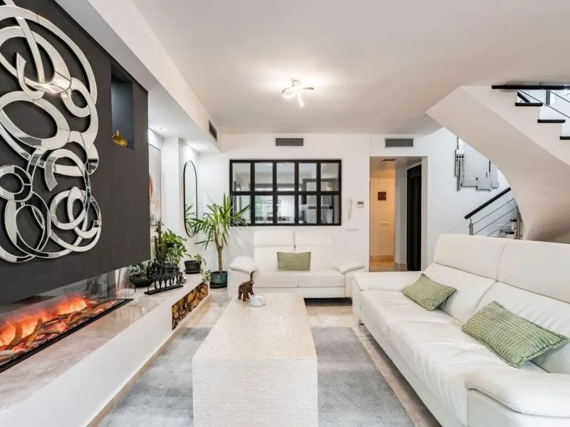 Modern renovated townhouse in Sitges