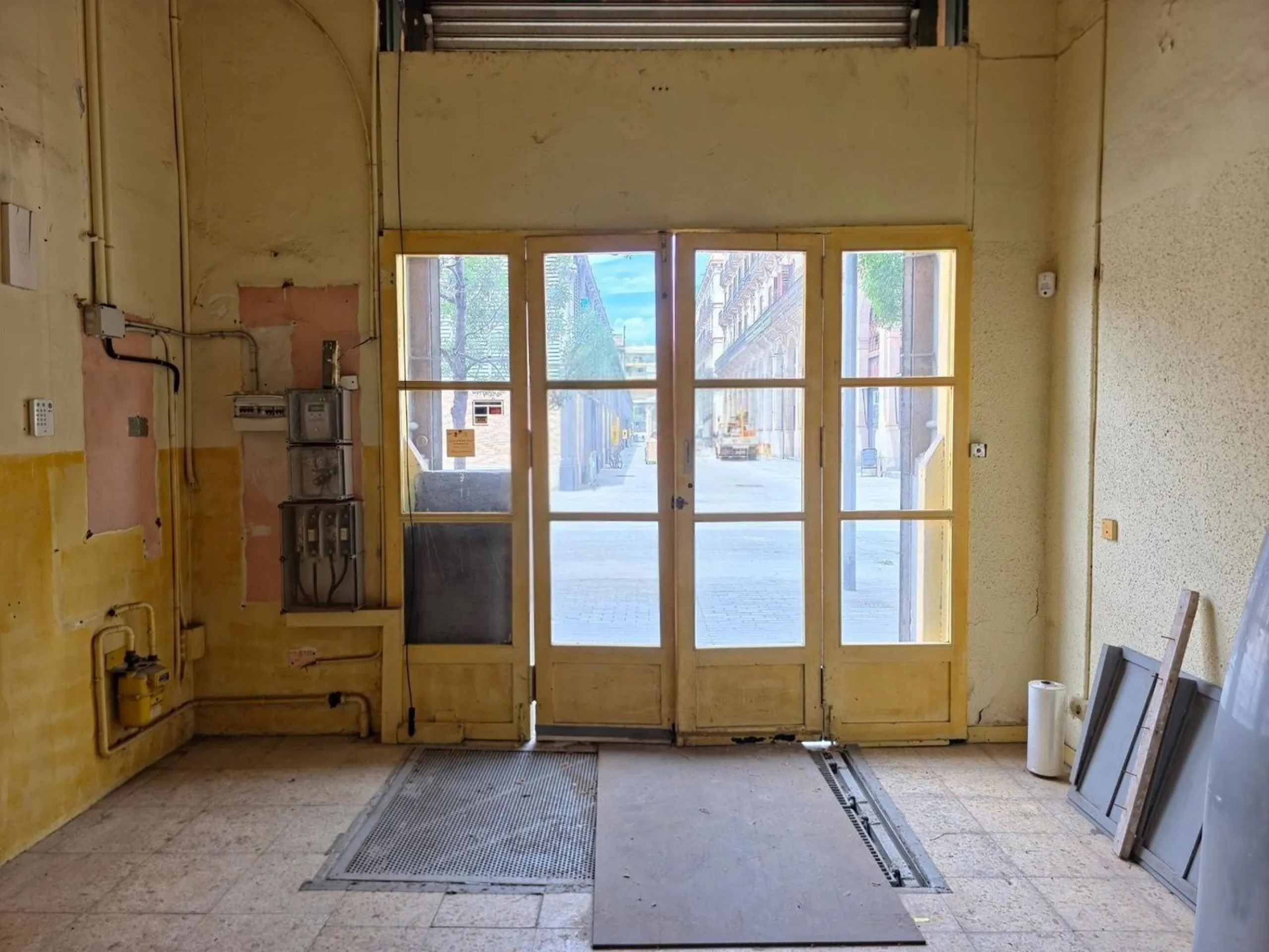 587 m² Commercial Premises in Barcelona