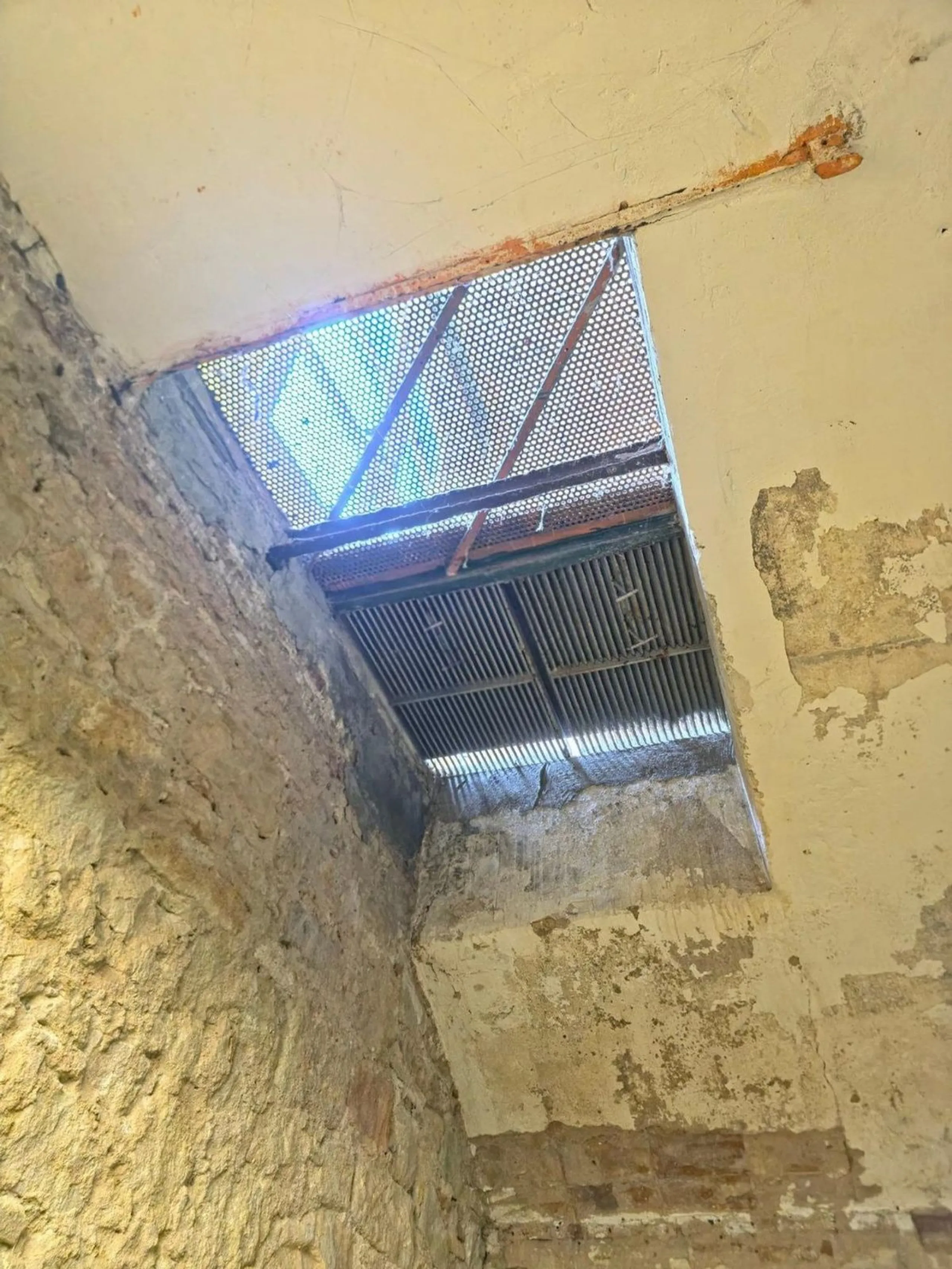 587 m² Commercial Premises in Barcelona