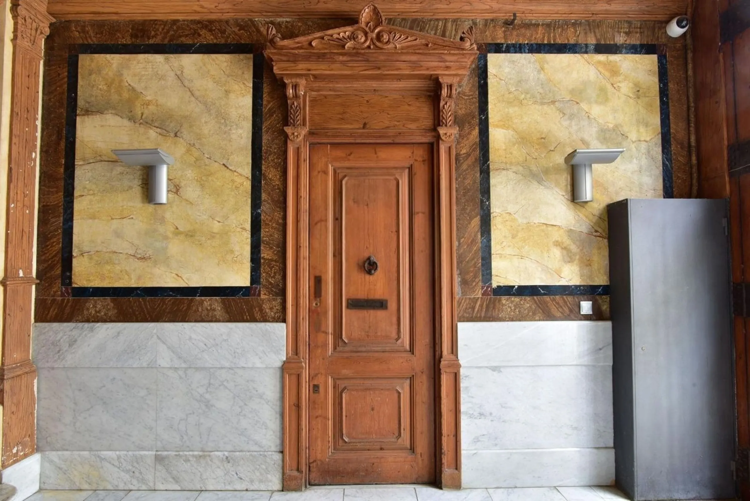 587 m² Commercial Premises in Barcelona