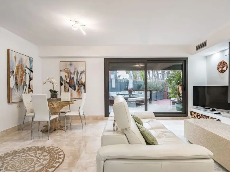 Modern renovated townhouse in Sitges