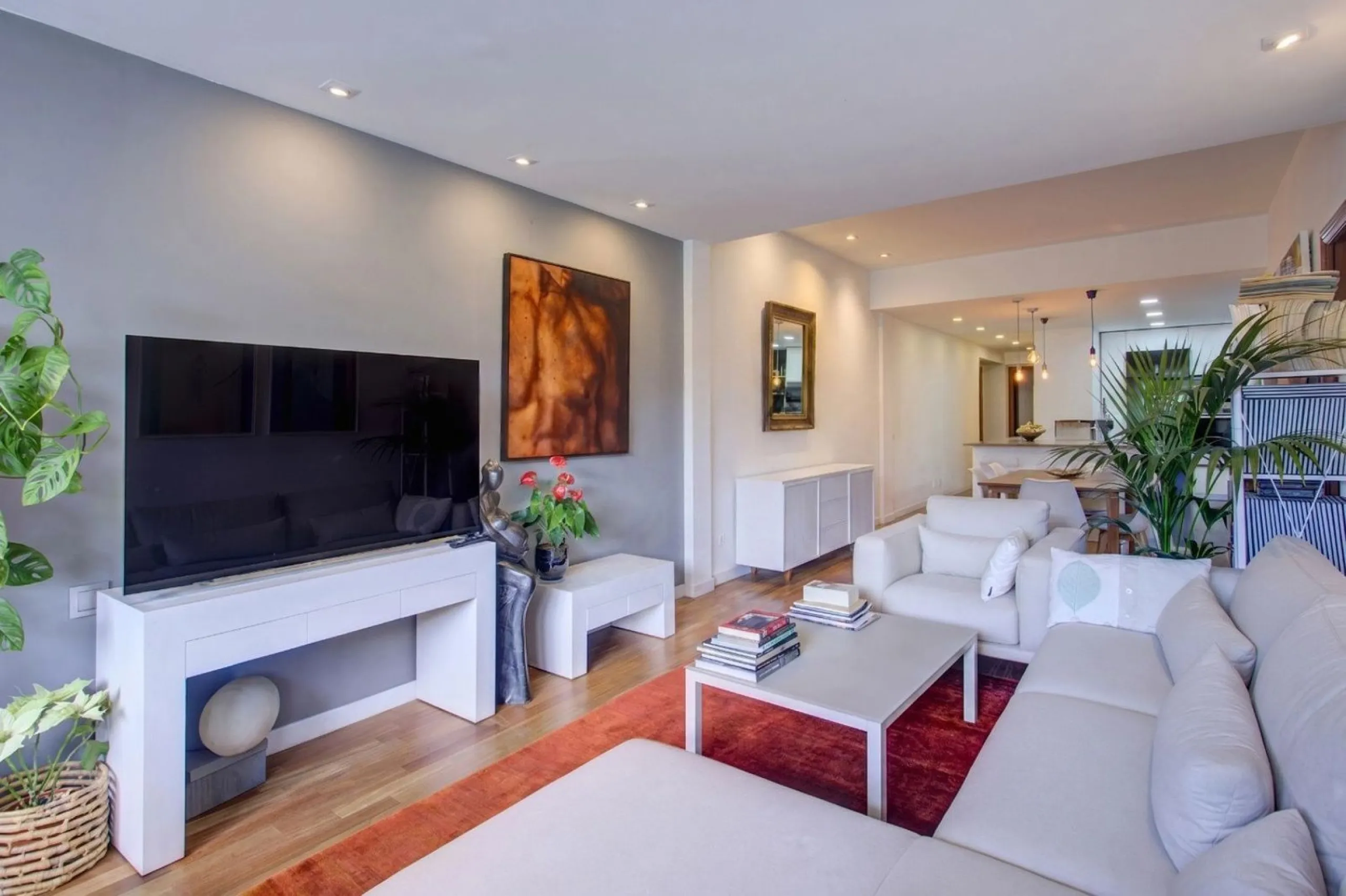 Elegant Renovated Apartment Overlooking Ciutadella Park in Barcelona
